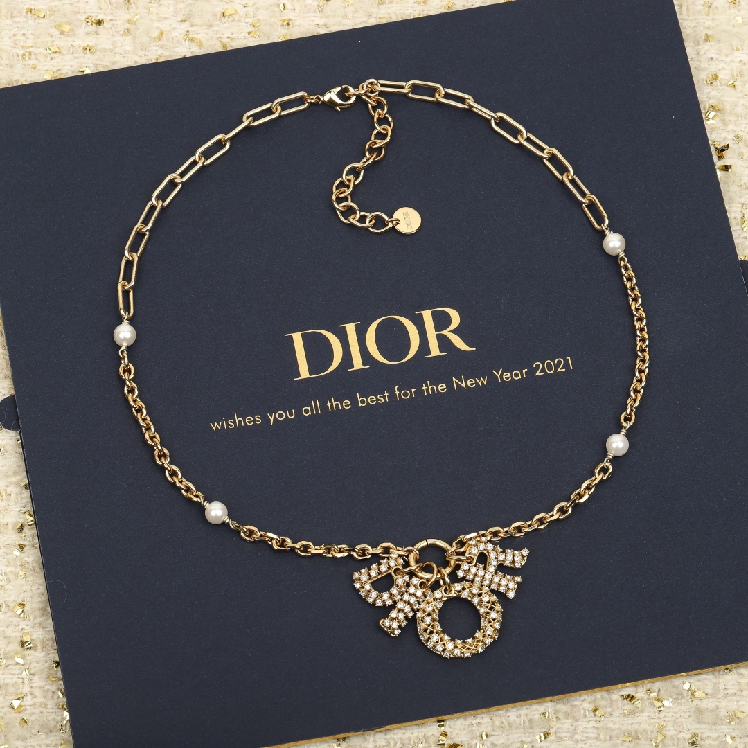 Dior diamond letter necklace