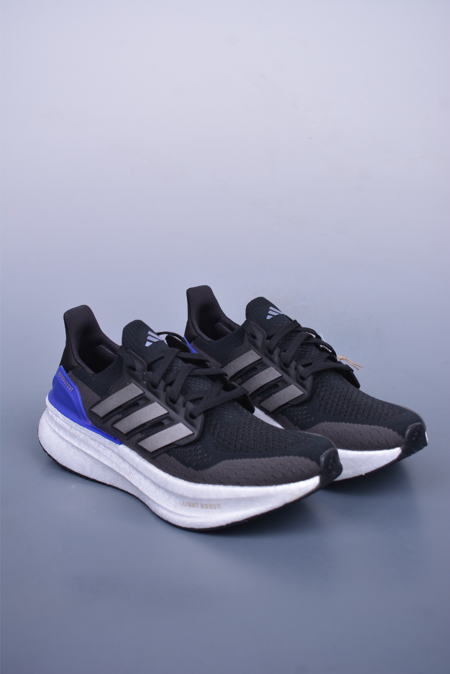 Adidas Alphabounce Beyond M running shoes Knitted black white blue JH9082