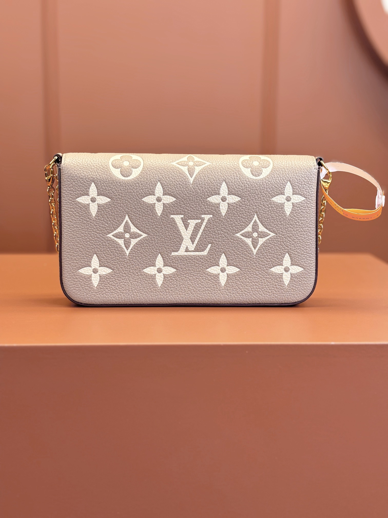 Louis Vuitton POCHETTE FÉLICIE Chain Bag M82610