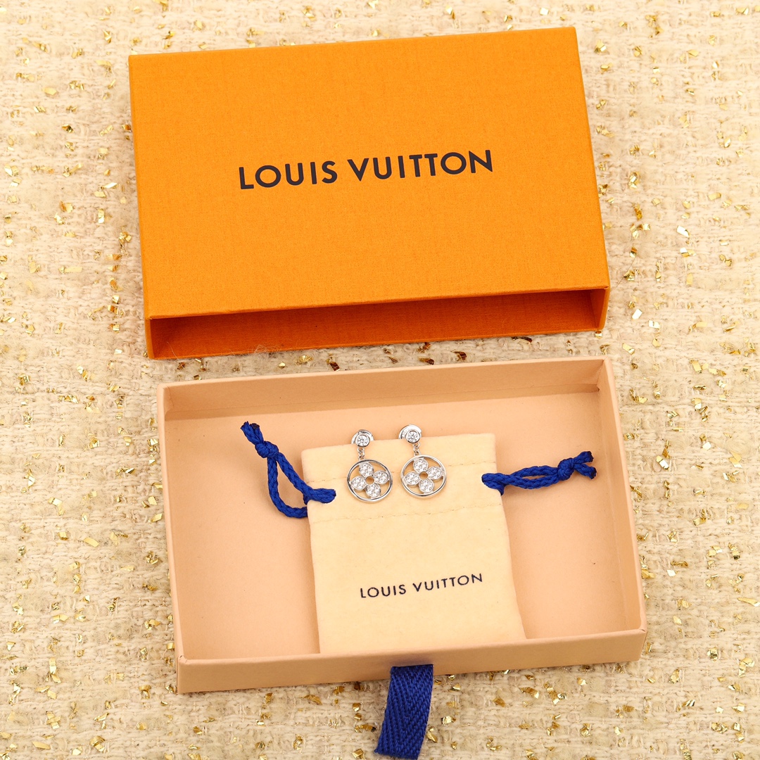 Louis Vuitton Idylle Blossom Earrings