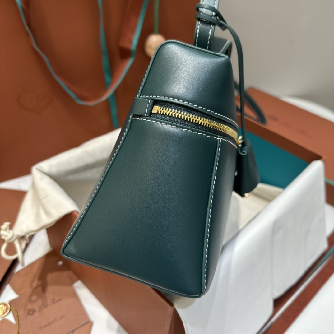 Loro Piana Extra L27 bag