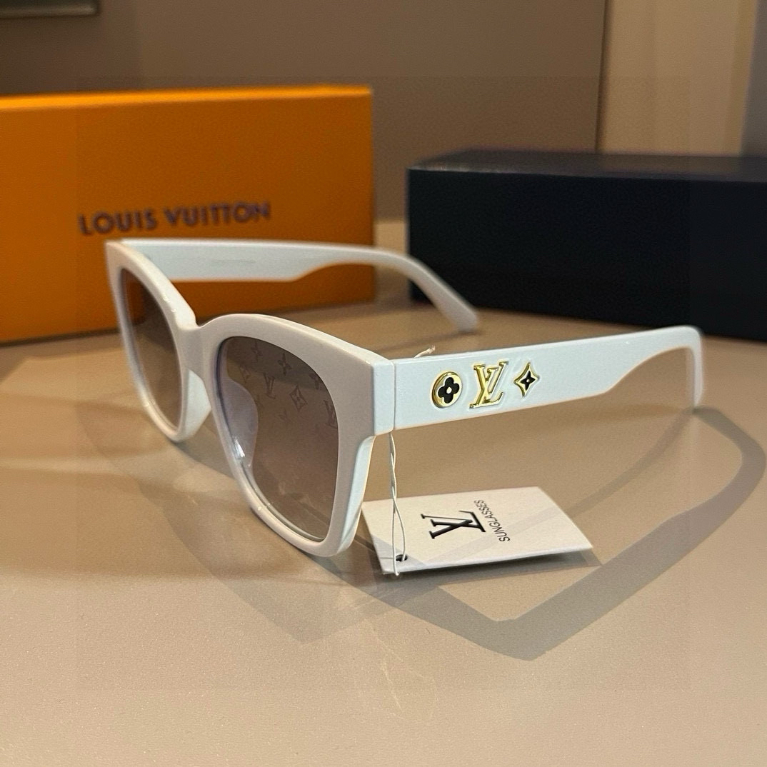 Louis Vuitton square-frame sunglasses