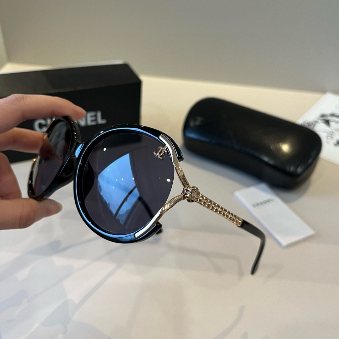 Chanel round frame sunglasses