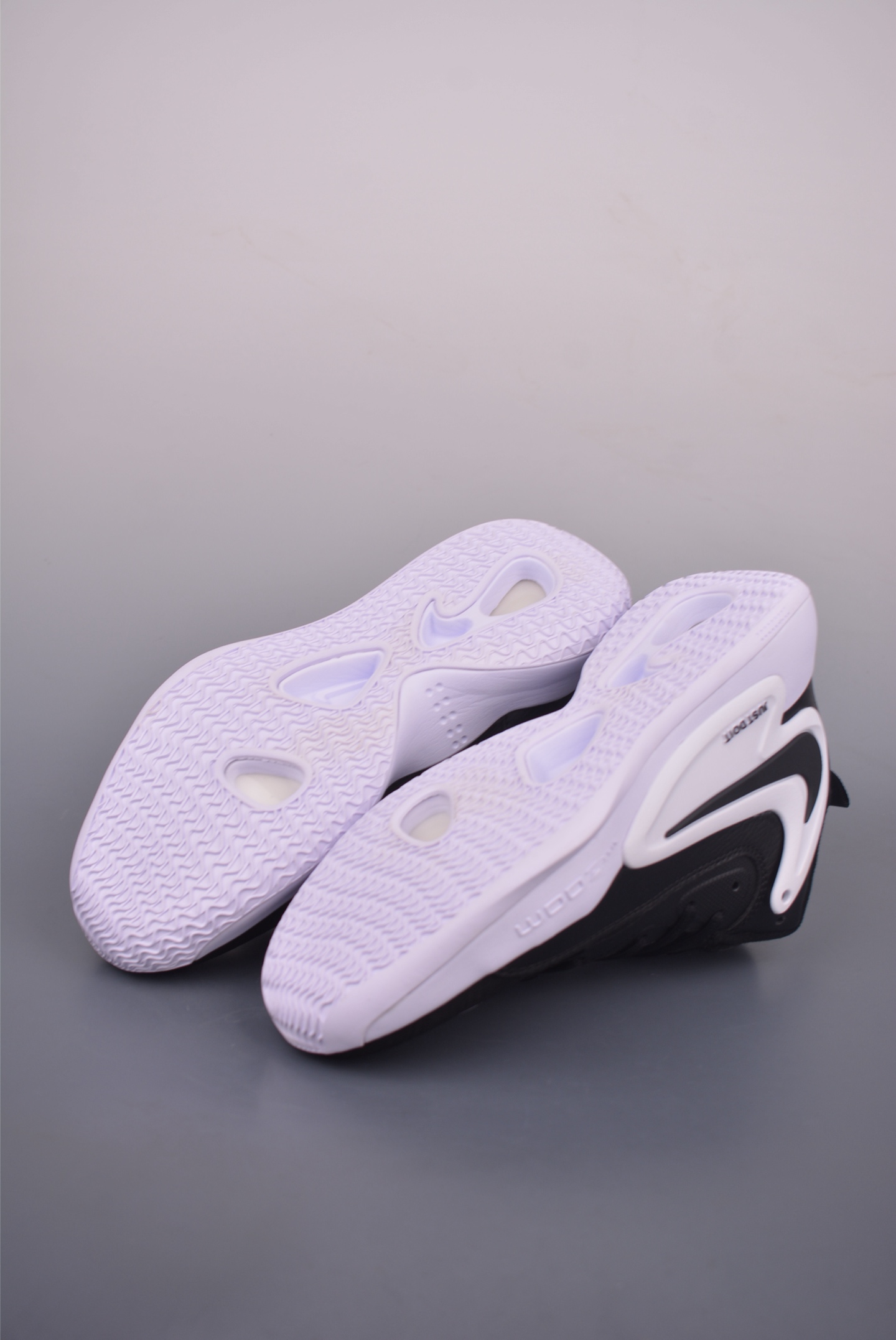 NIKE React HyperSet 2 SE  FQ7070-001