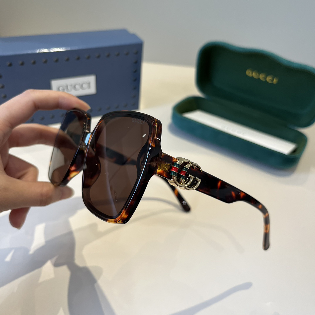 Gucci Square Frame Sunglasses