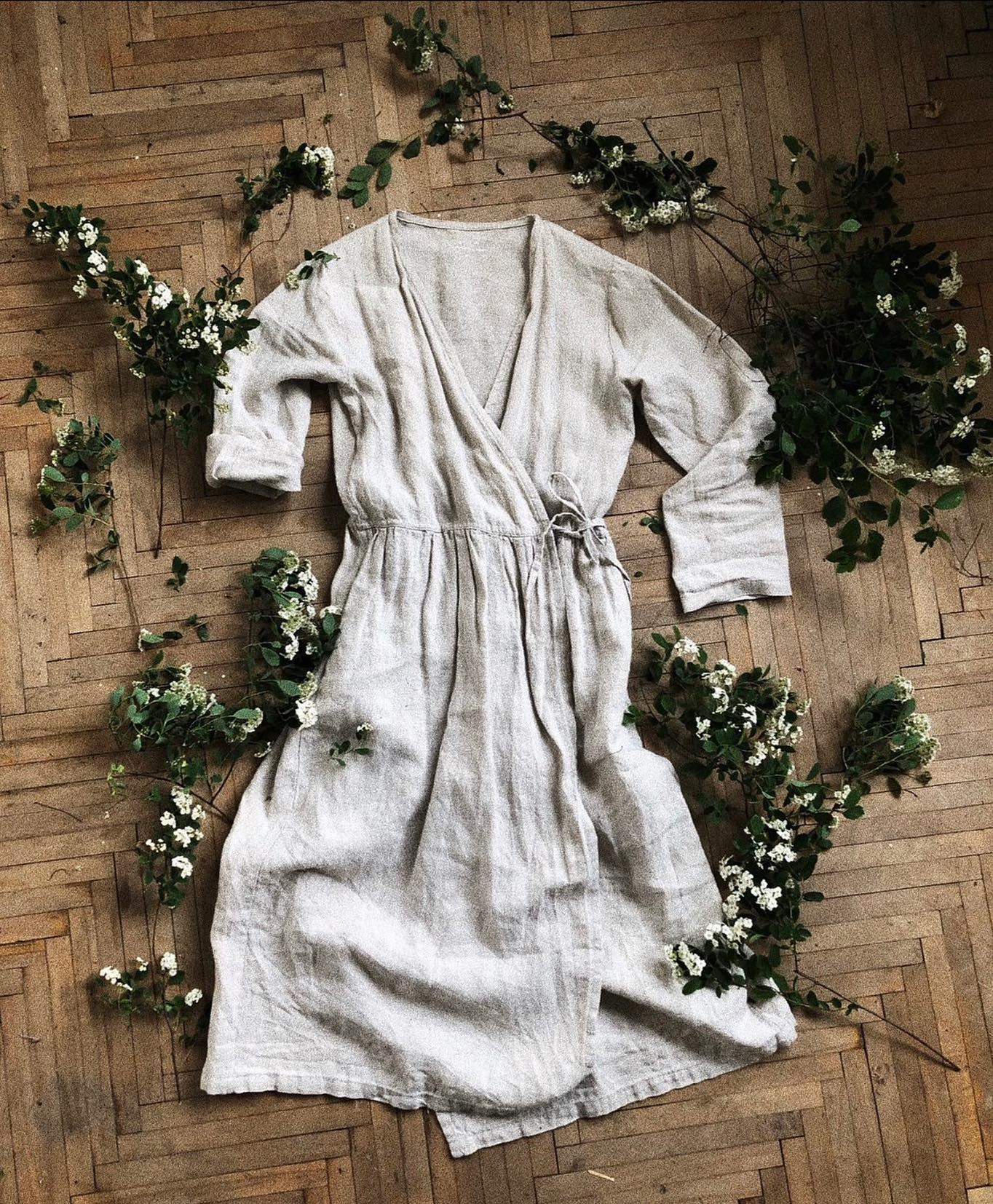 Casual V Neck Solid Tie Wrap Midi Dress