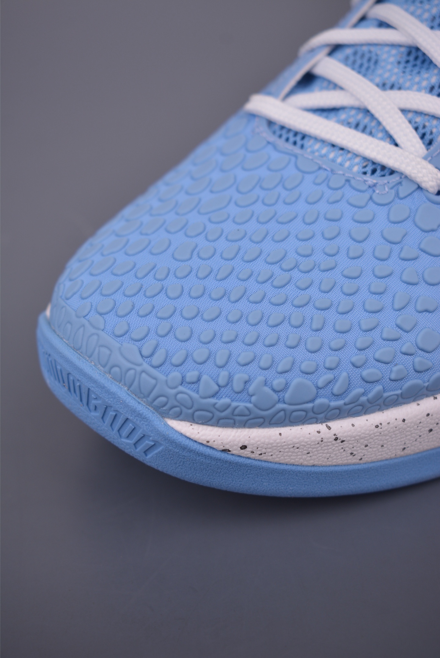Nike Kobe 6 Protro “Blue and white gradient” DJ5437-020
