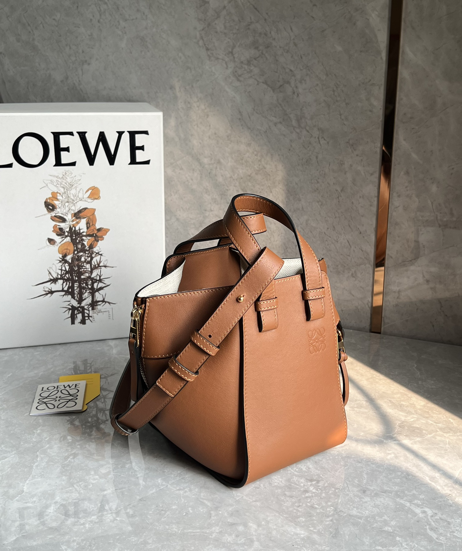 Loewe Hammock bag 0682