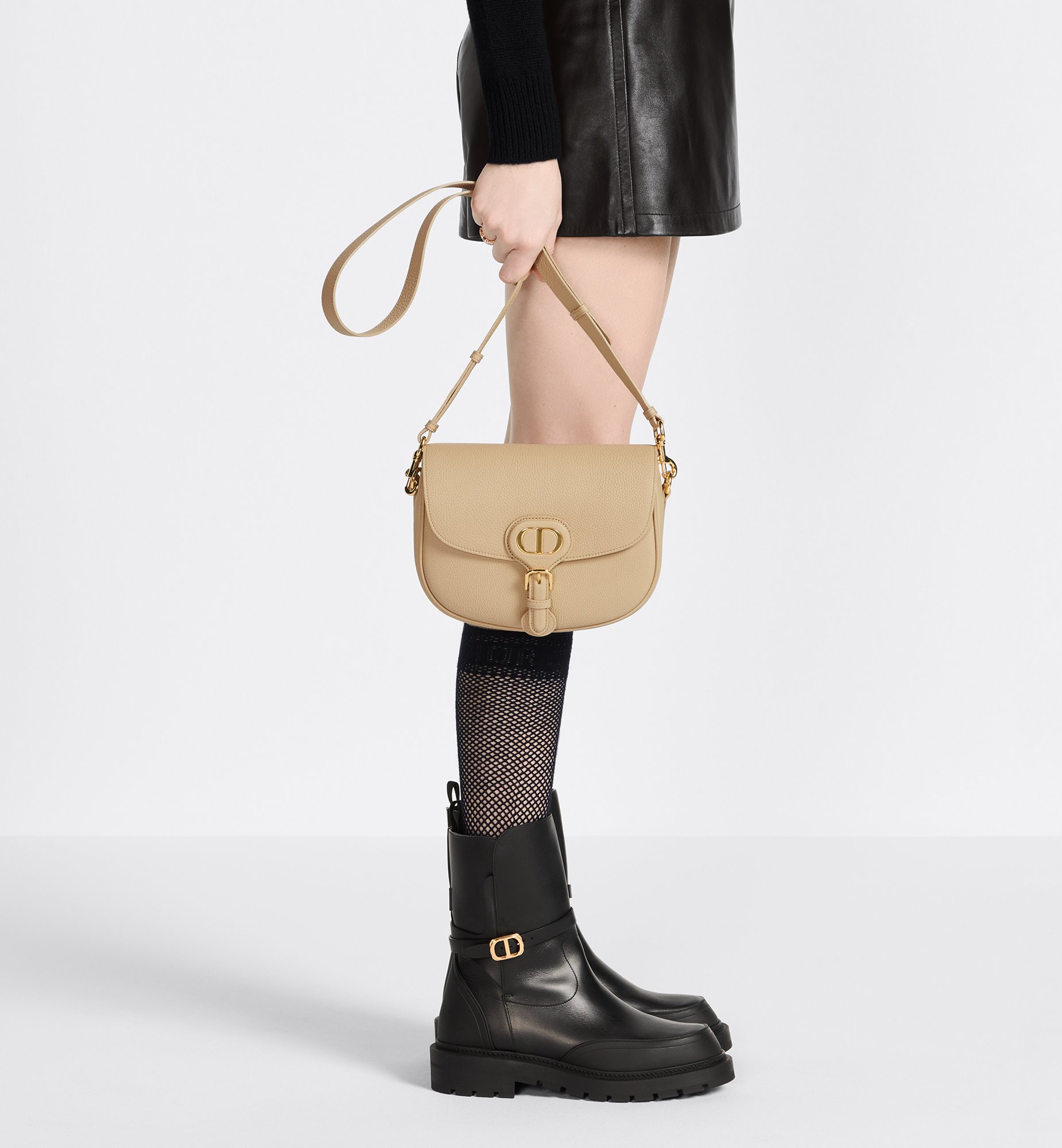 Dior Medium Dior Bobby Bag M9319UMOL_M39U