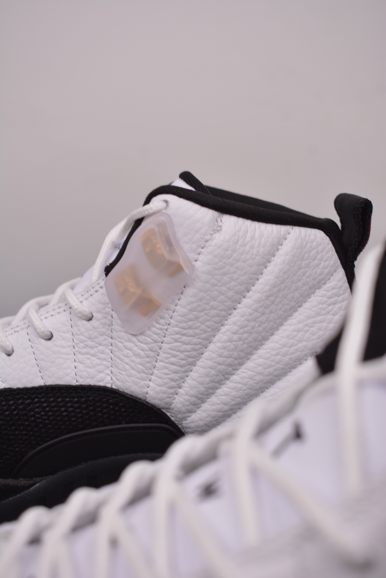 Air Jordan 12 Retro AJ12 White Black 130690-125