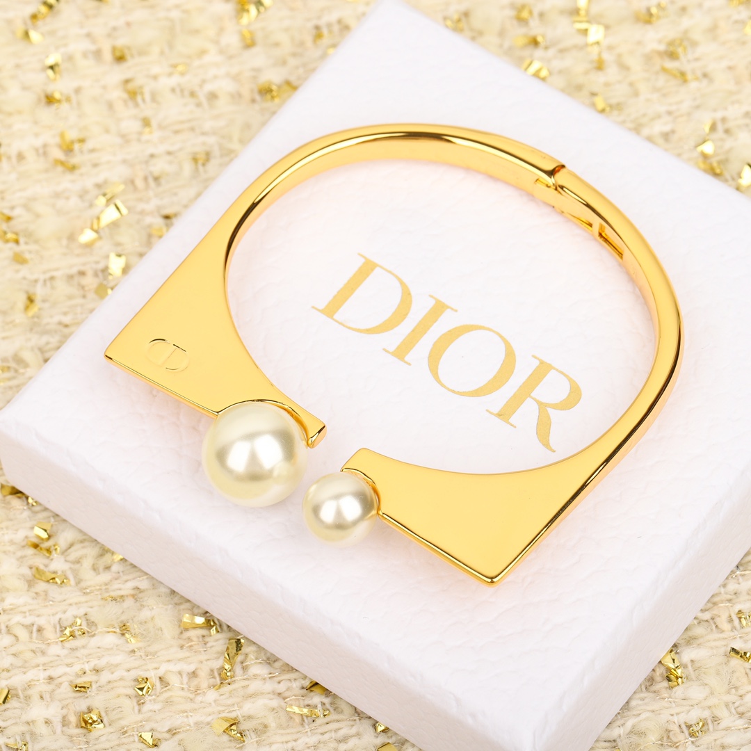 Dior Large and small bead arch open bracelet