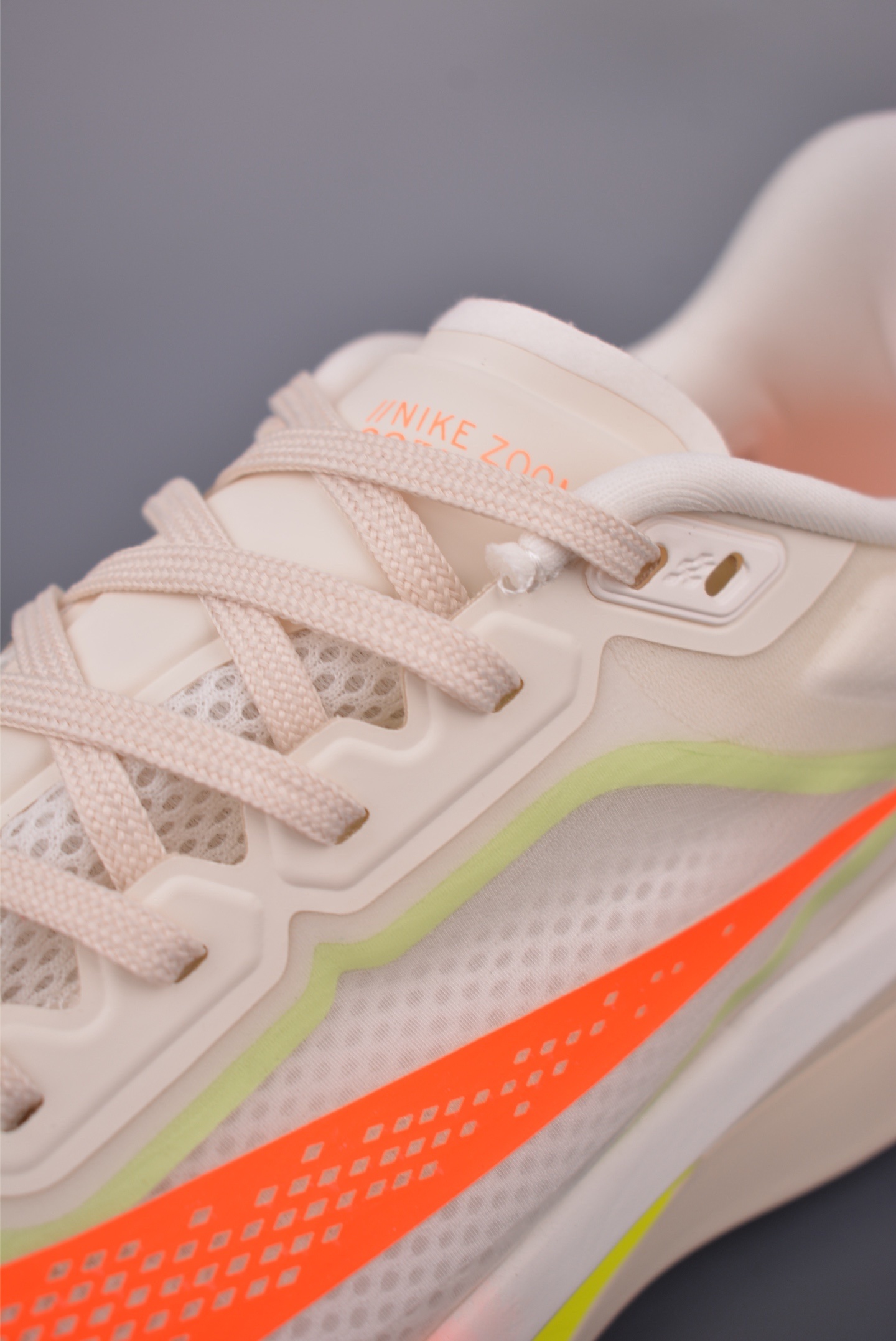 NIKE AIR Zoom RIVAL Fly 6“Off-white orange” FN8455-105