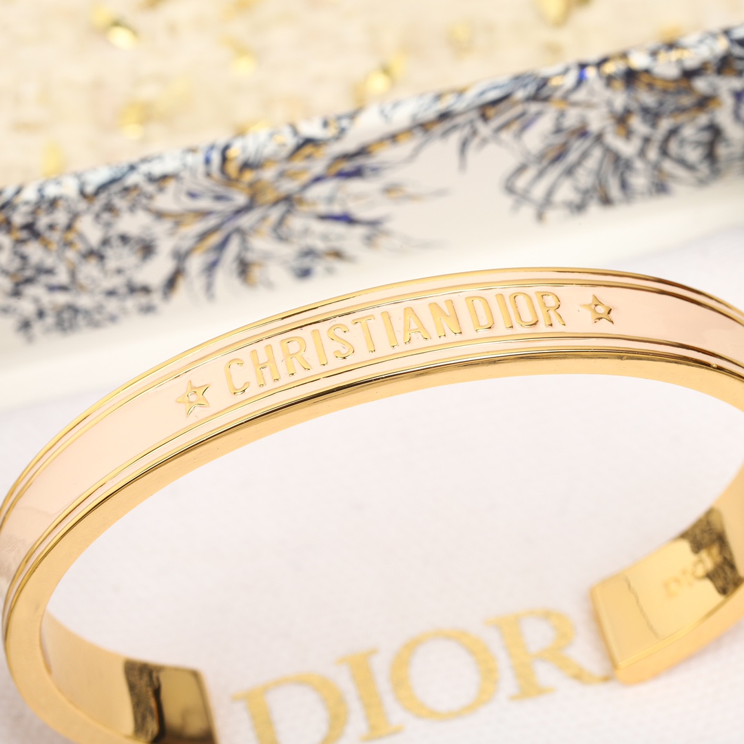 Dior Letter Open Bracelet