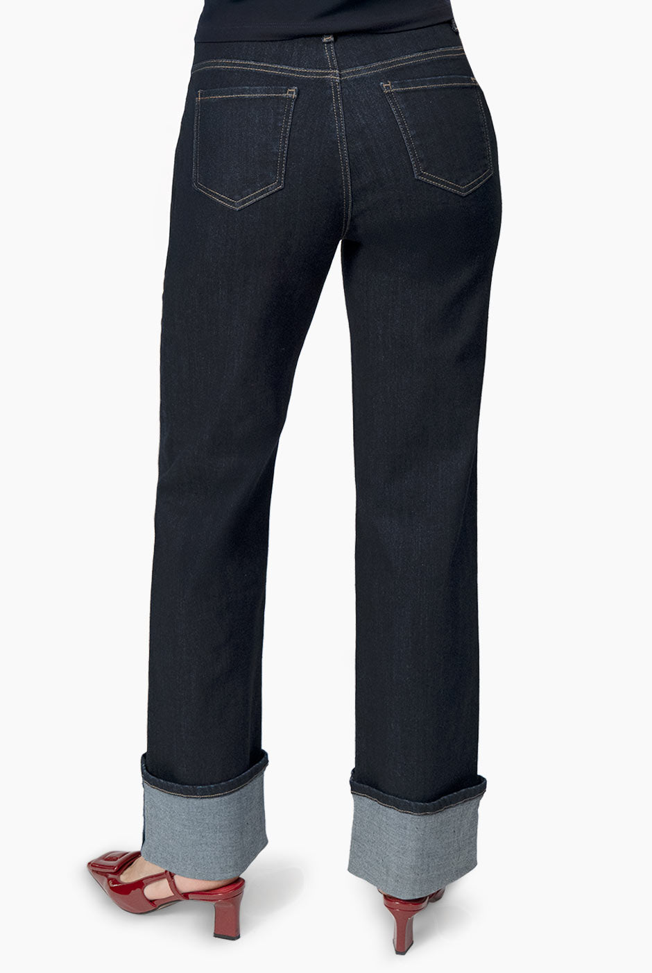 Jeans recto de un boton frontal