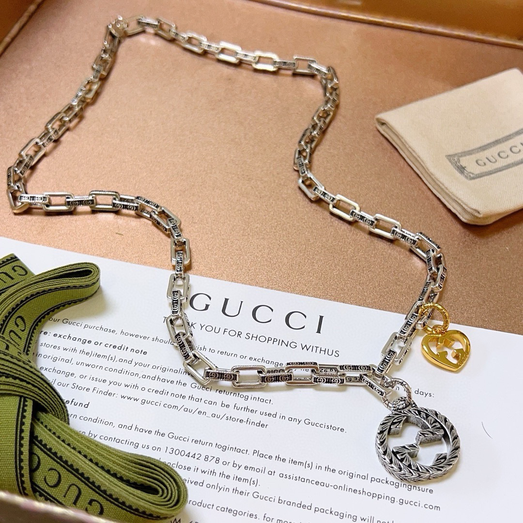 Gucci Anger Forest Series GG Chain Gold Heart Necklace