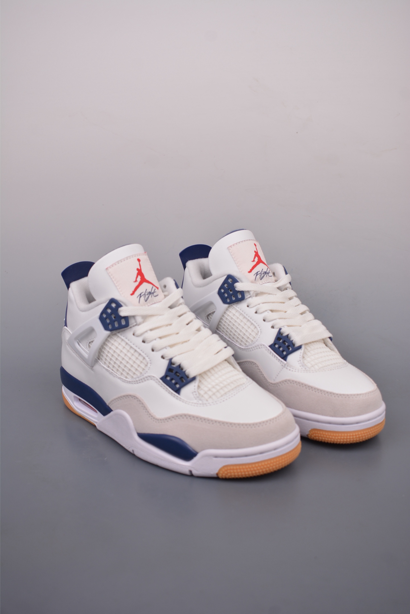 Nike SB x Air Jordan 4 Retro SP Blue Sapphire DR5415-102