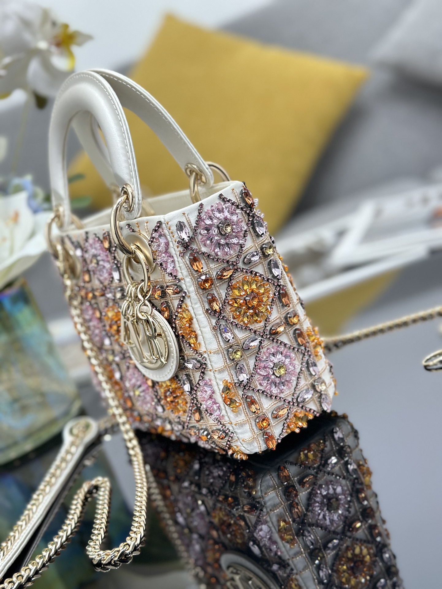 Dior Lady three-grid embroidery white and green diamonds horizontal version Princess Diana bag M0505