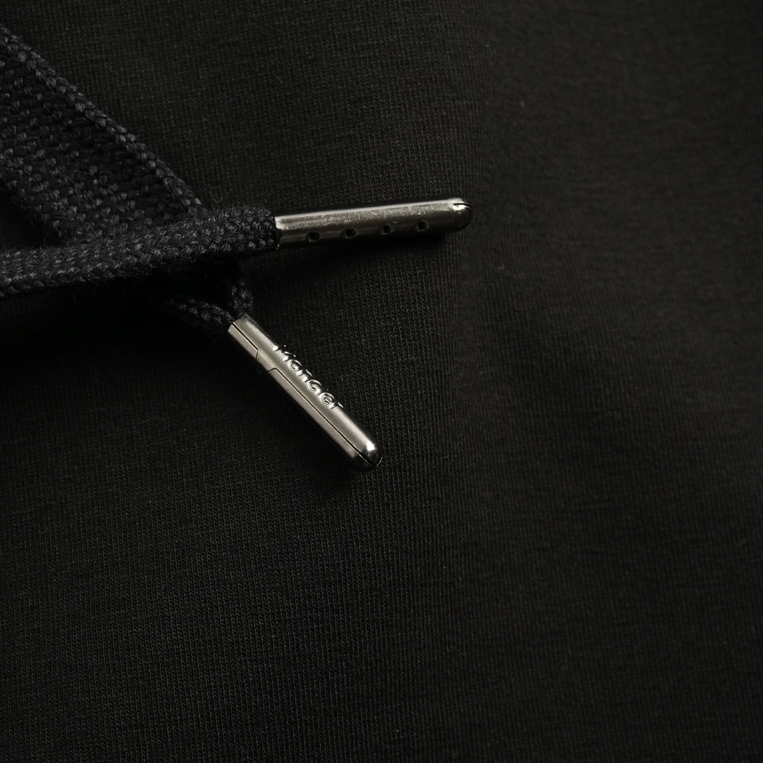 Moncler 24Fw logo pocket print trousers
