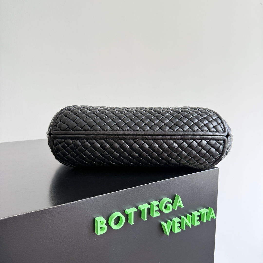 Bottega Veneta Early Spring New ier Large Arc Bag 730969