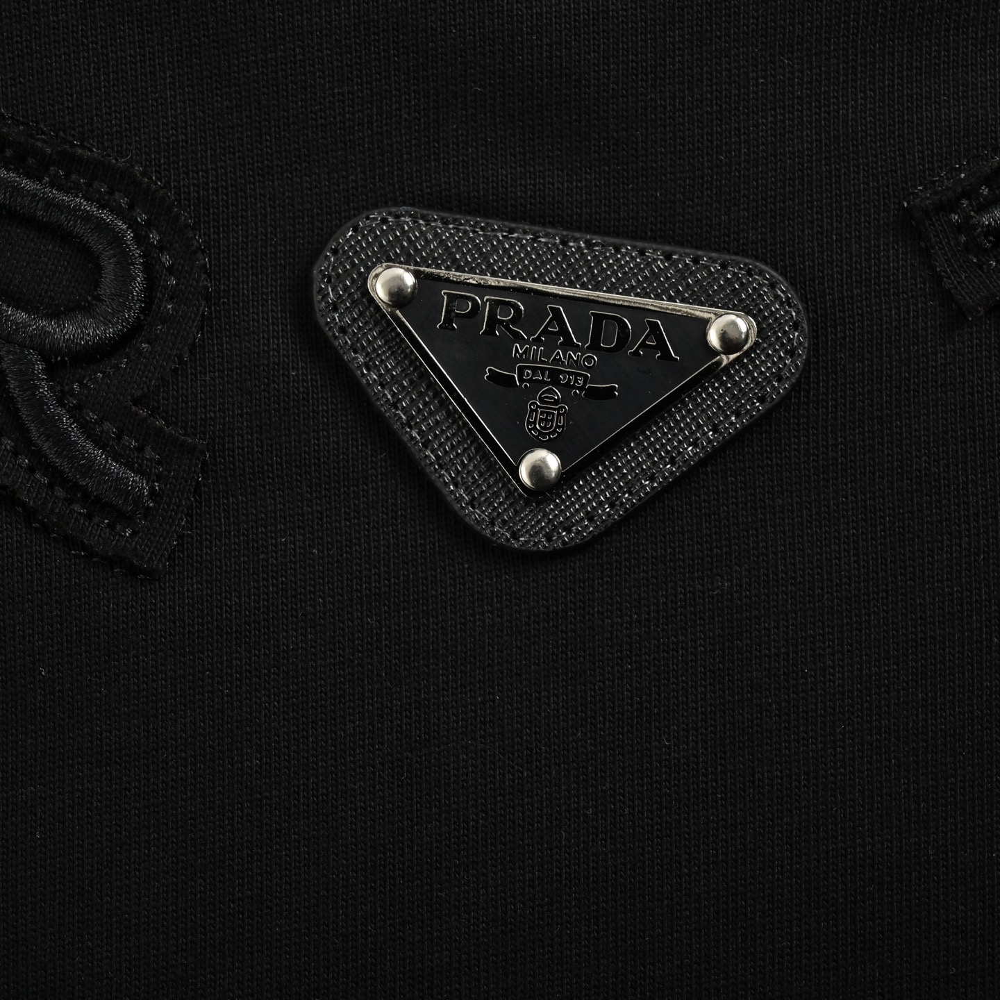 Prada 25ss collar letter embroidered triangle logo short sleeve