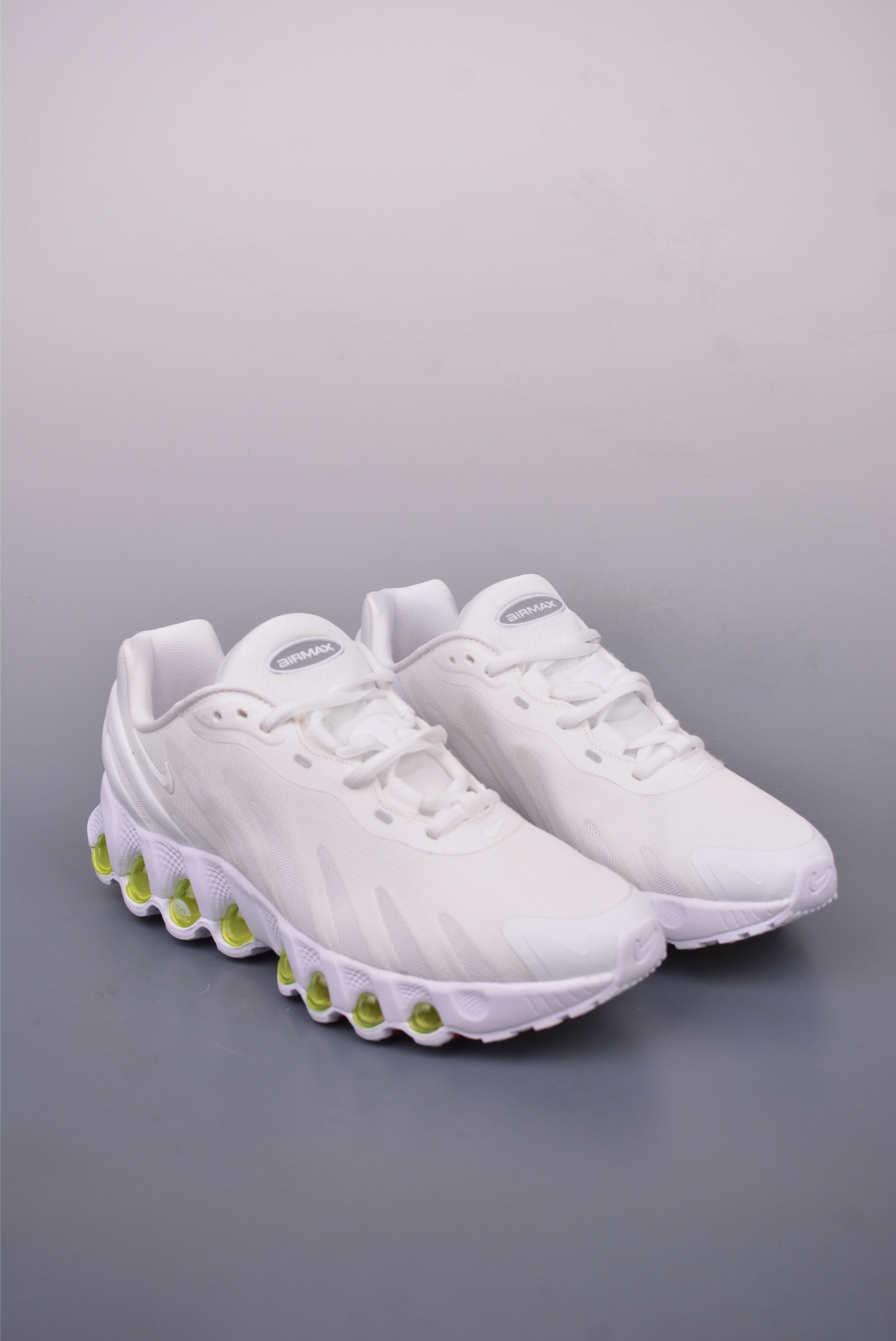 Nike Air Max DN8 running shoes White Green FQ7860-038