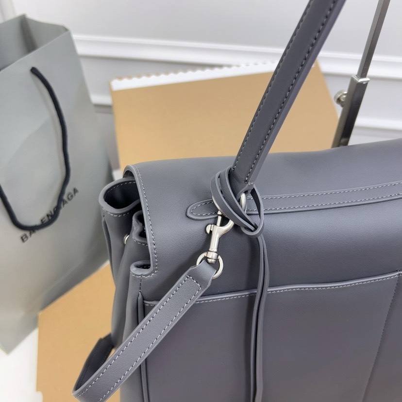 Balenciaga rodeo large bag