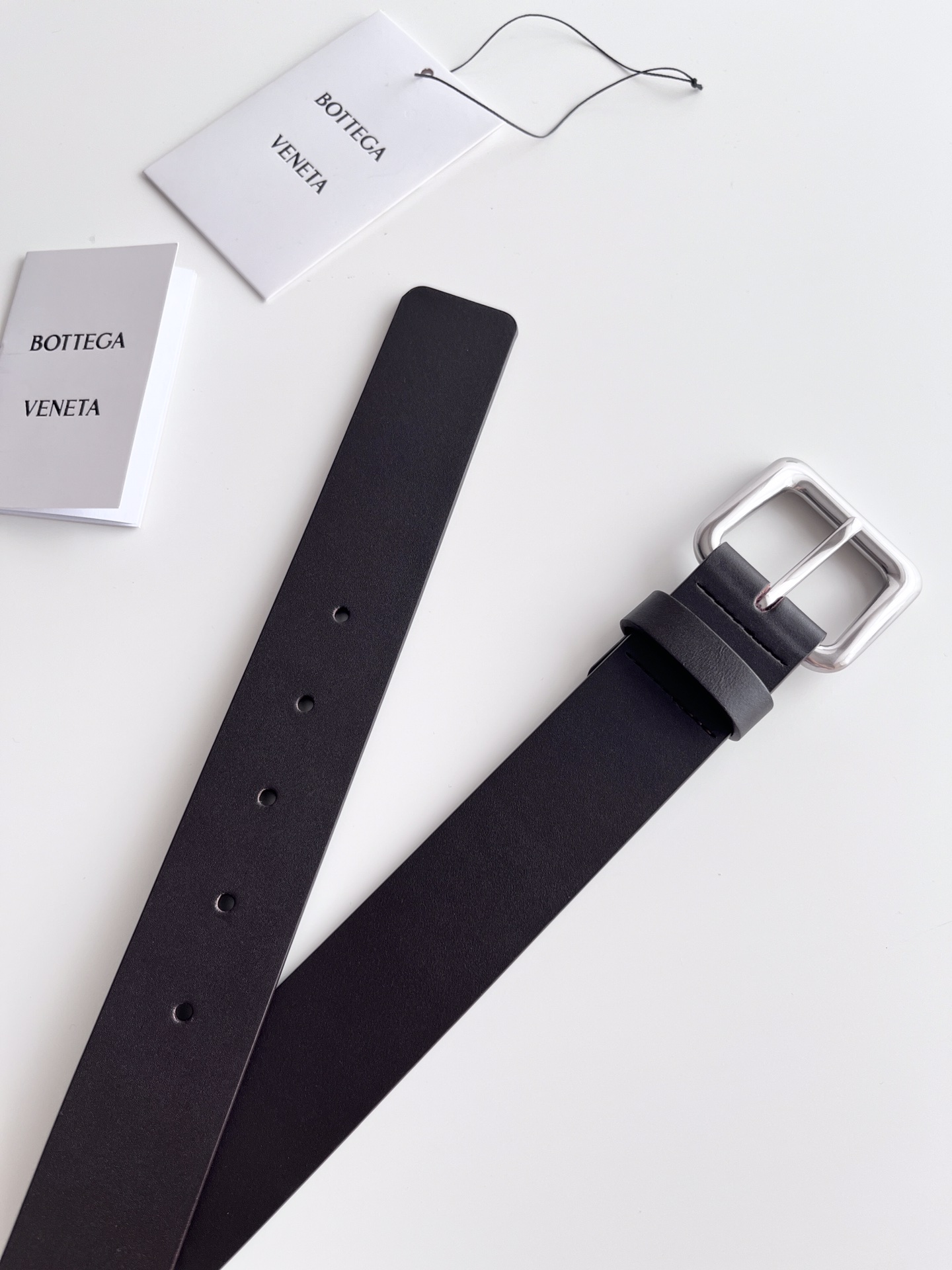 Bottega Veneta vintage pin buckle cowhide double-sided belt 3.5cm wide