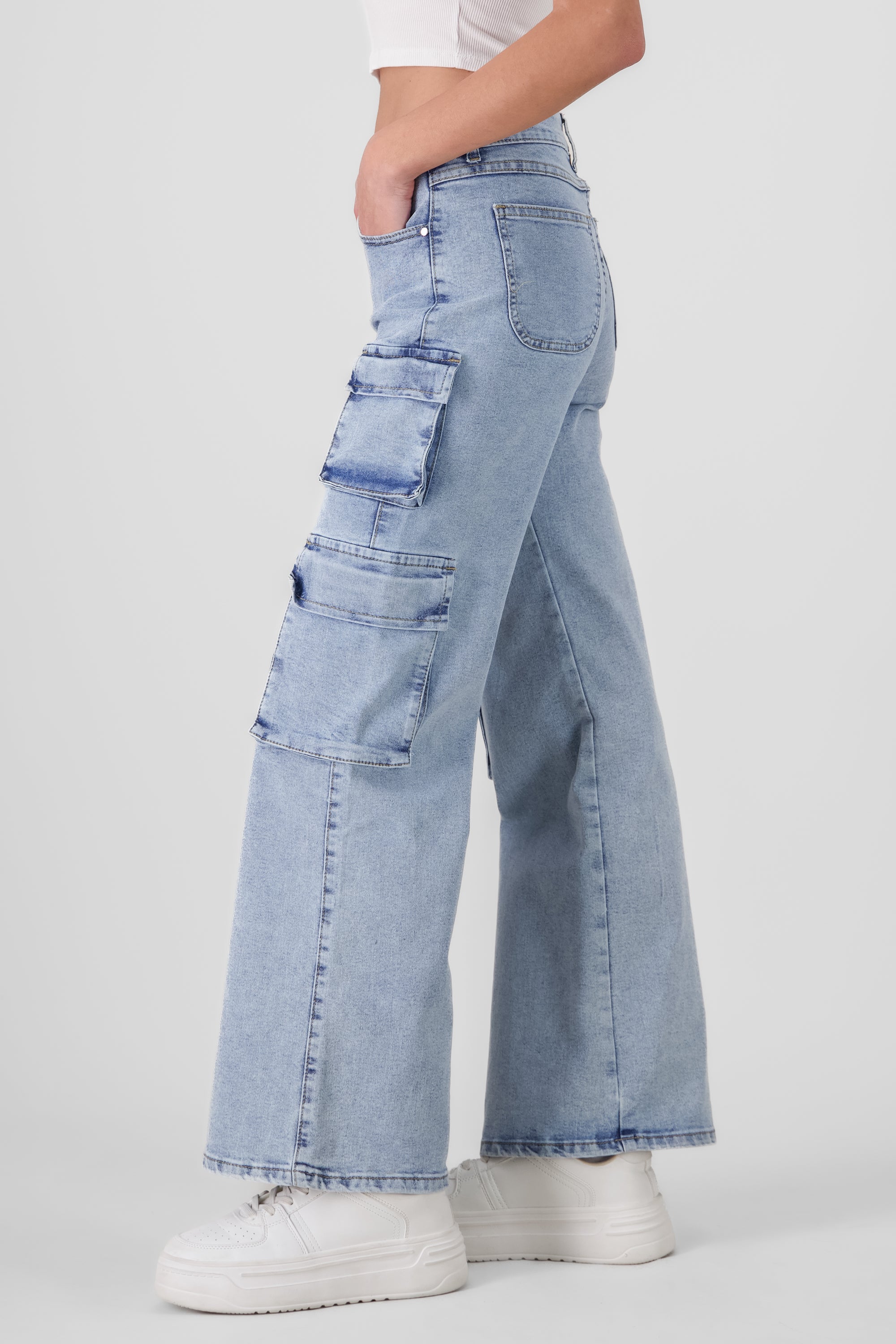 Cargo Jeans With Pockets