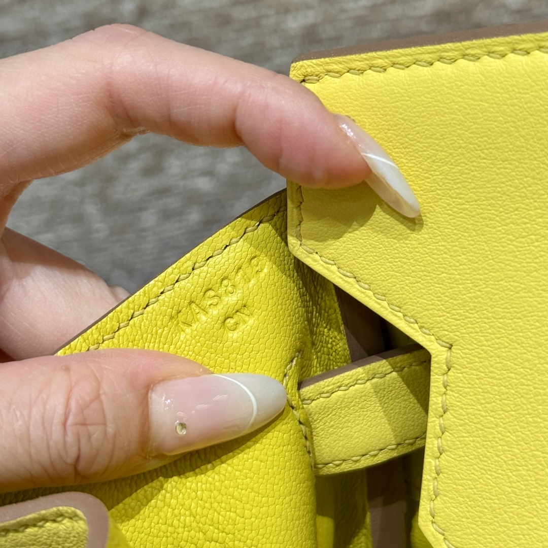 Hermès Birkin 9RLime Handbag (Handmade to order)