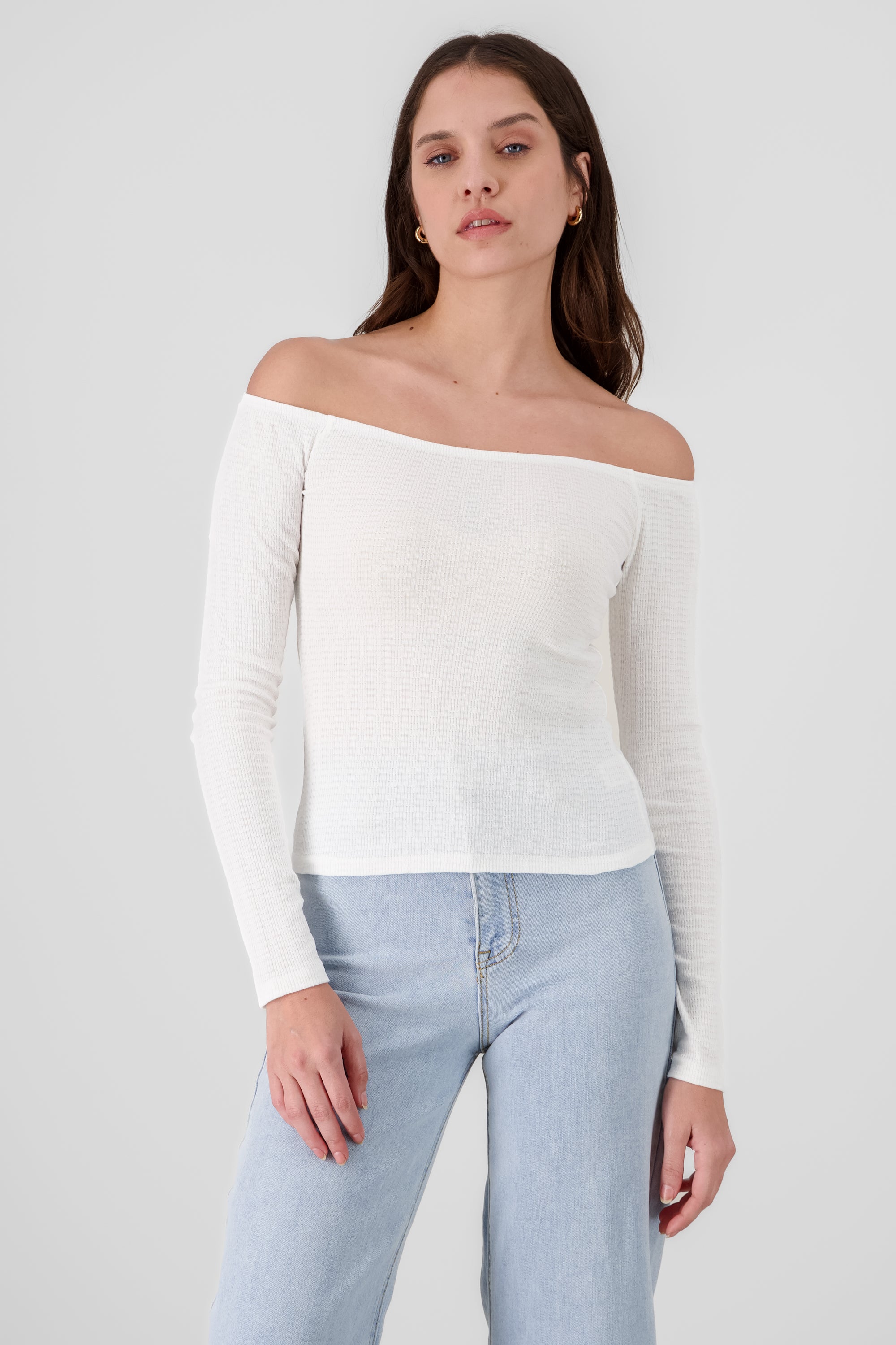Shoulderless Knit Top