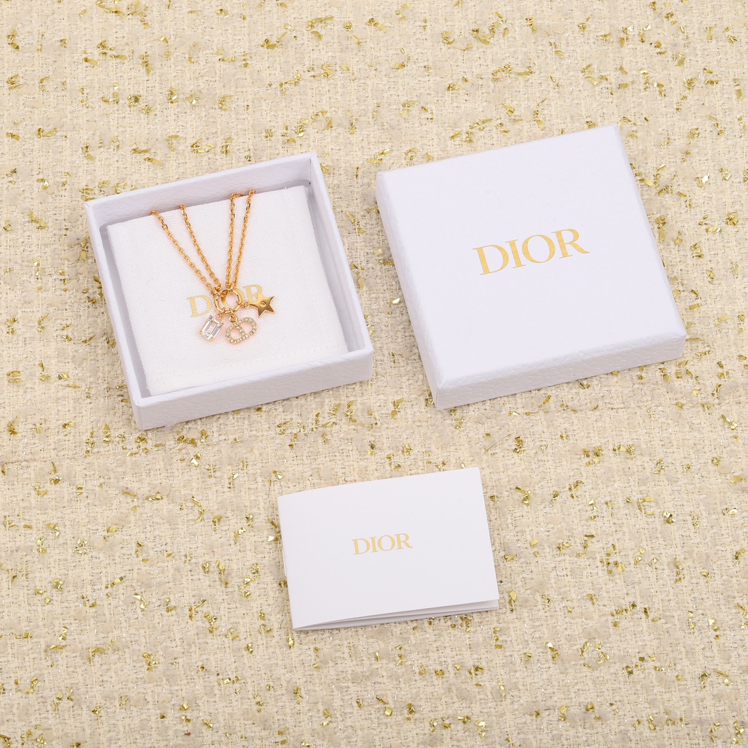 Dior small rock candy star necklace