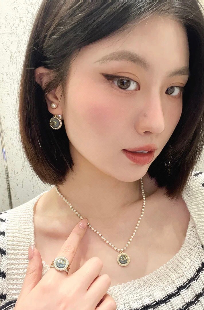 Dior Glass Bead Pearl Earrings