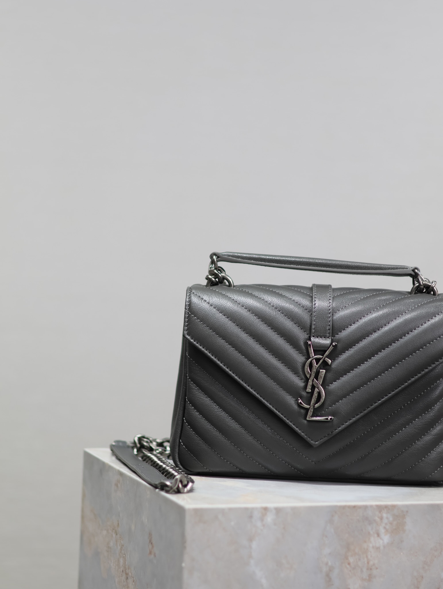 Yves Saint Laurent Monogram college messenger bag 392737