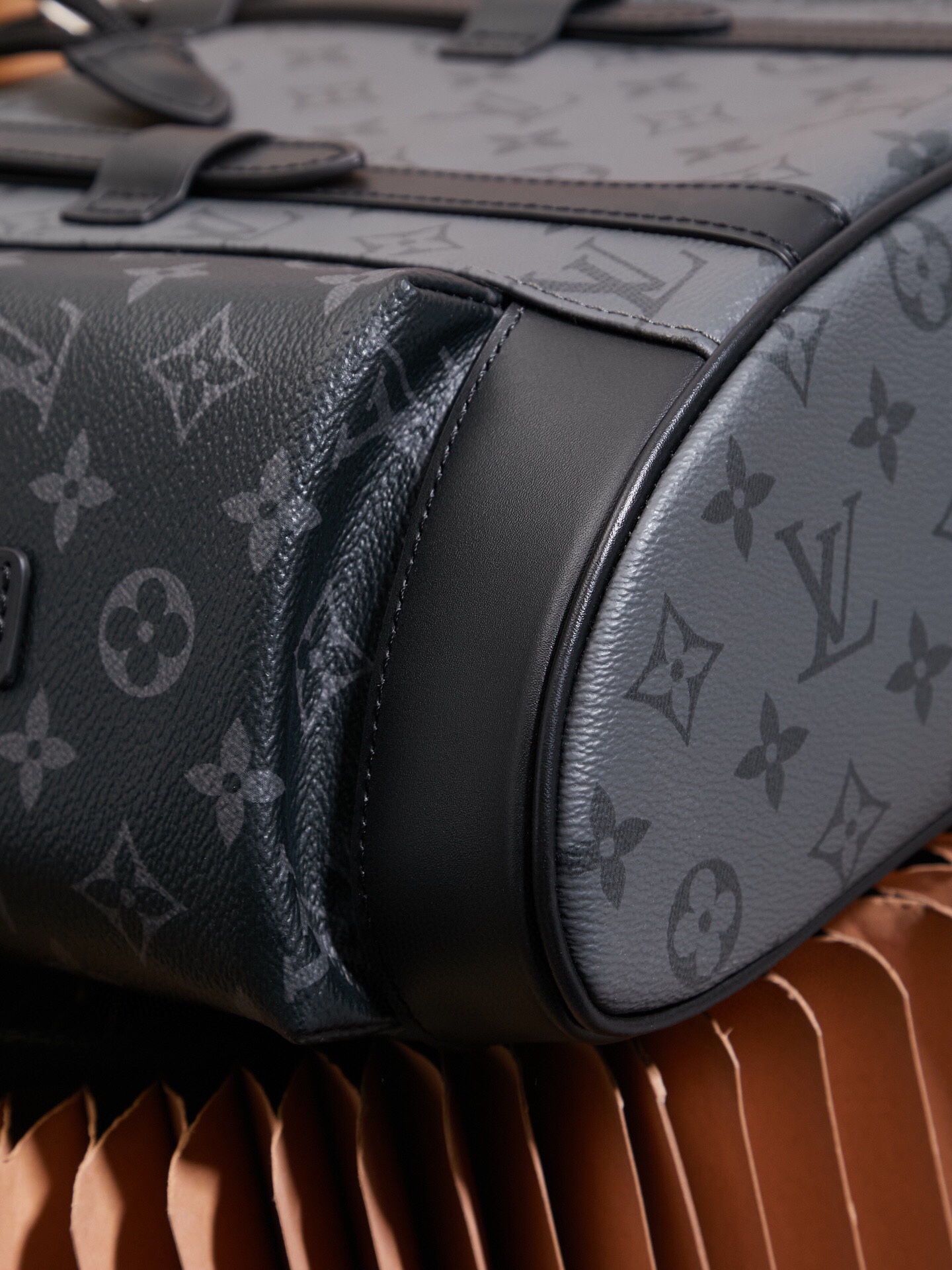 Louis Vuitton CHRISTOPHER Small Backpack Series m46331