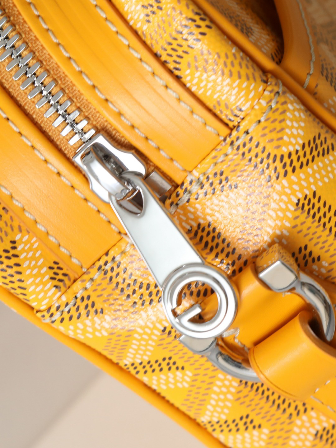 Goyard cavert camera bag 226