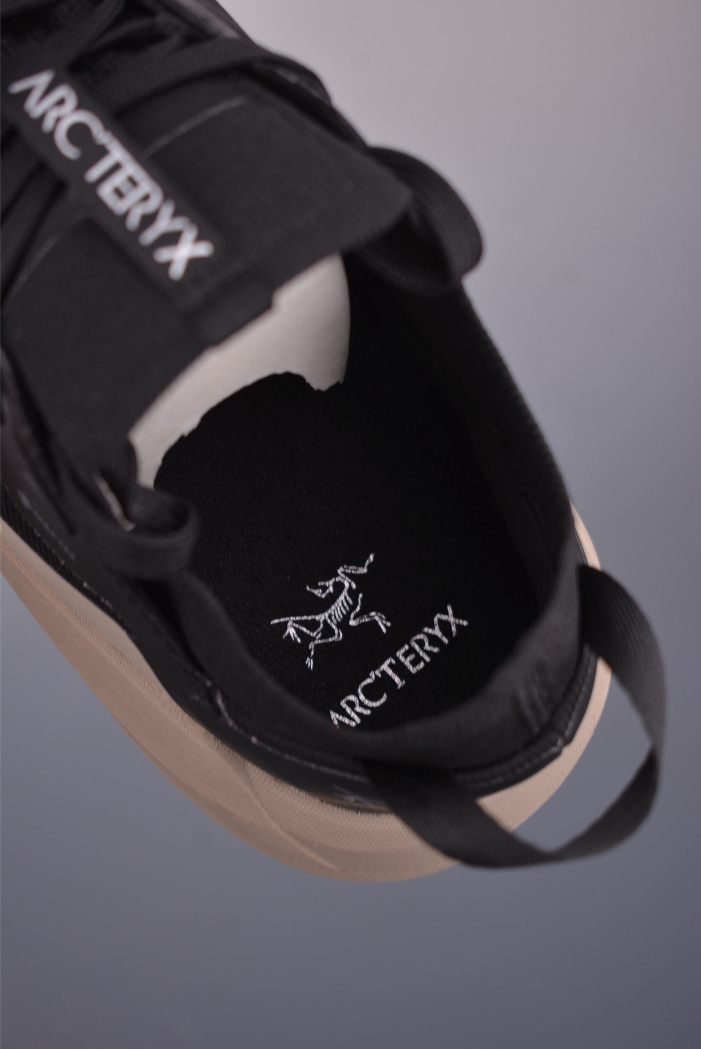Arc'teryx VERTEX ALPINE M sneakers 