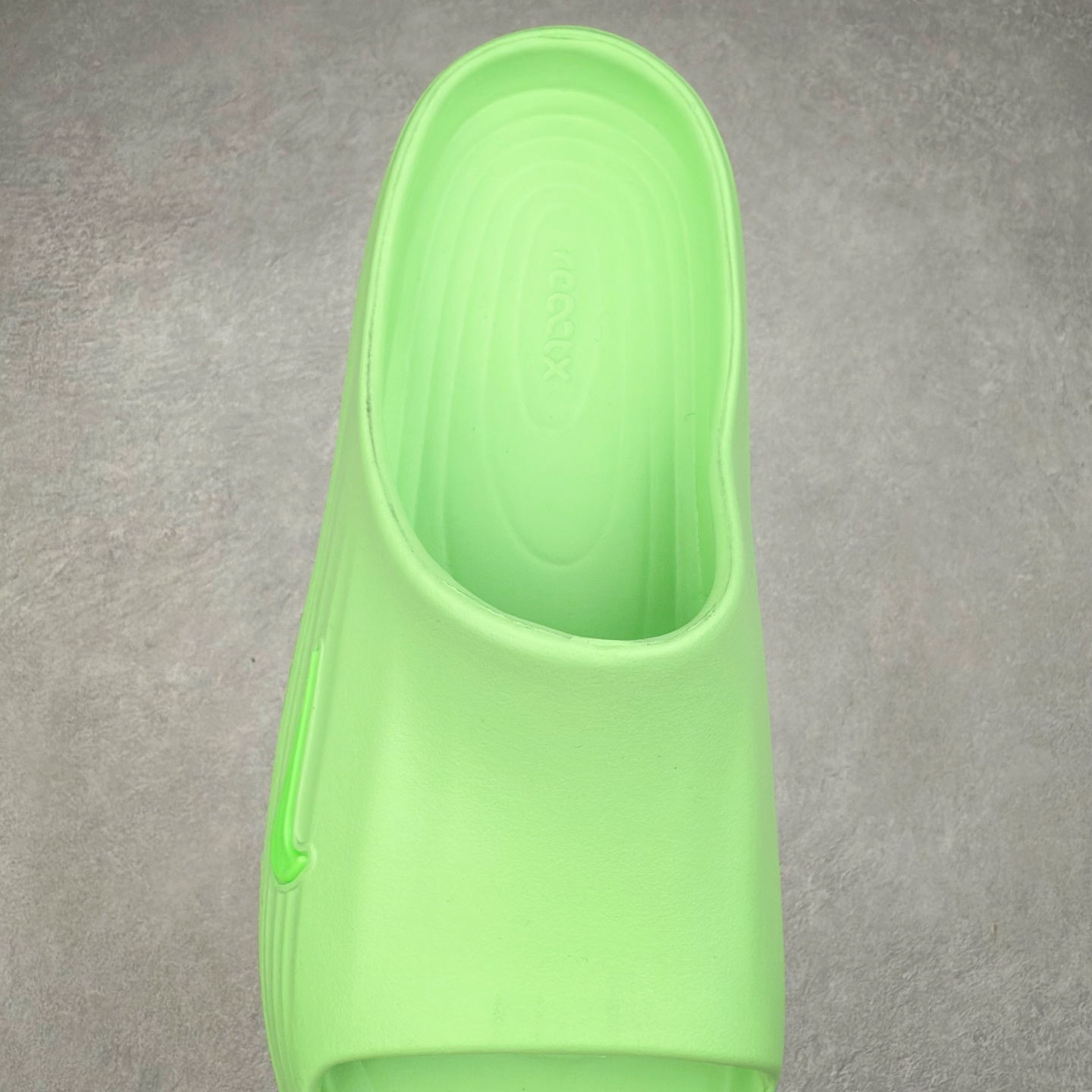 Nike ReactX Rejuven8 Simple, Comfortable and Versatile Slippers