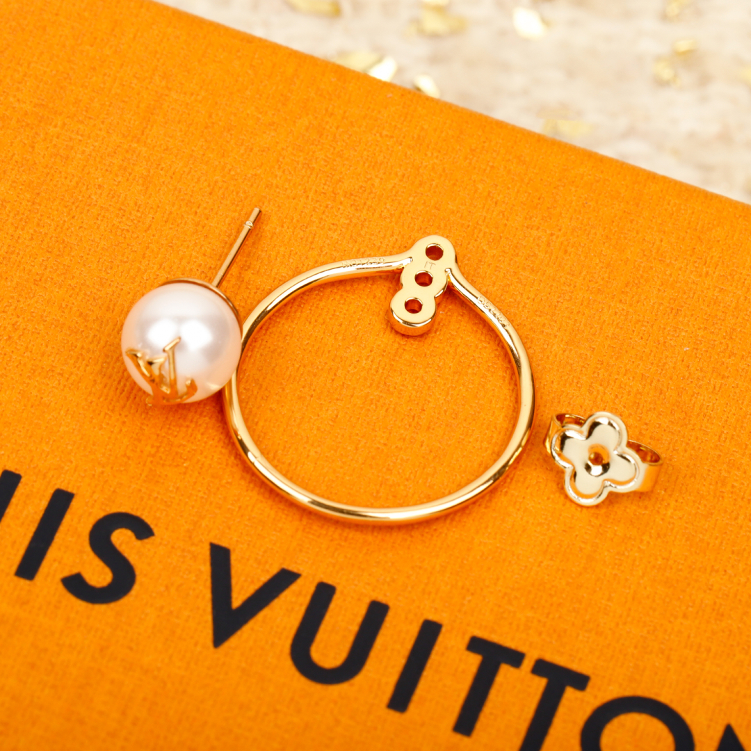 Louis Vuitton Hoop Pearl Earrings