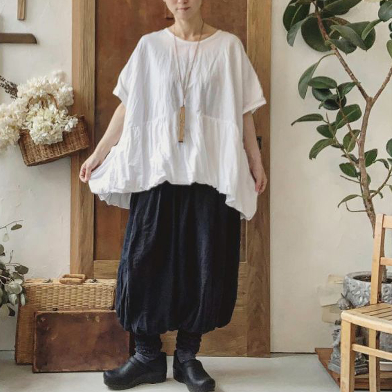 Loose Round Neck Short Sleeve Gathered Paneled Cotton And Linen Shirt
