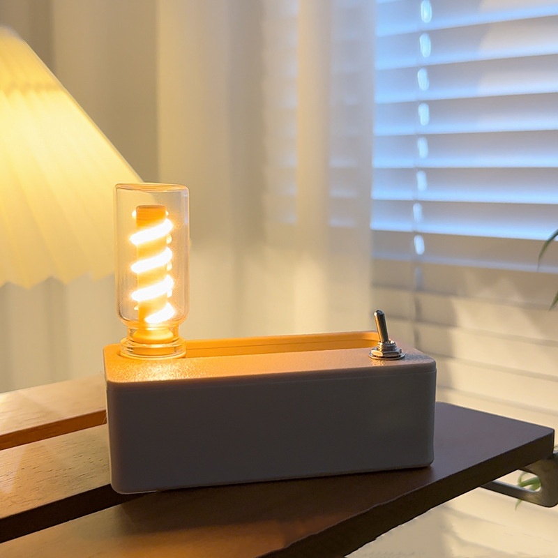 ✨Creative Magnetic Flippable Table Lamp