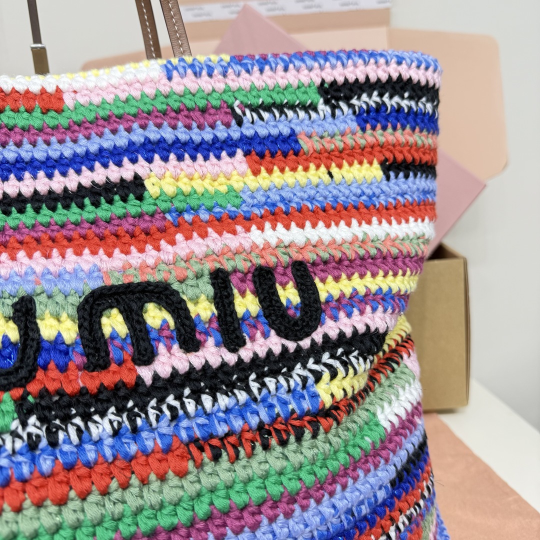 Miu Miu embroidered bag 5BG228