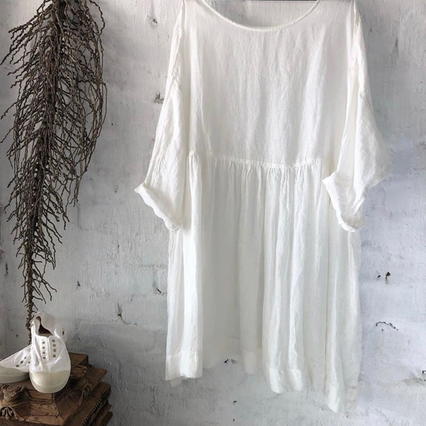 Solid Color Comfortable Casual Long Sleeved Midi Dress