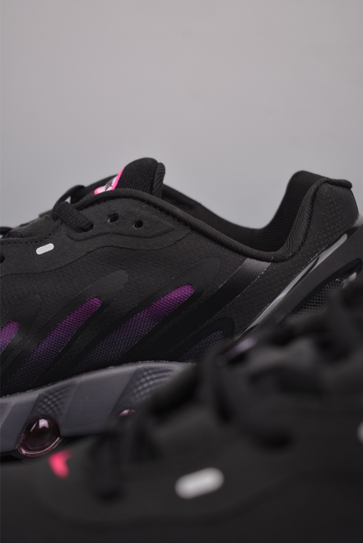 Nike Air Max DN8Black Purple FQ7860-103