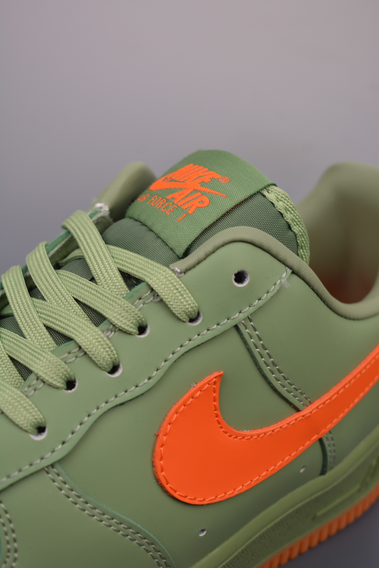 Nike Air Force 1 Low PremiumOil GreenSafety Orange HJ9118-386