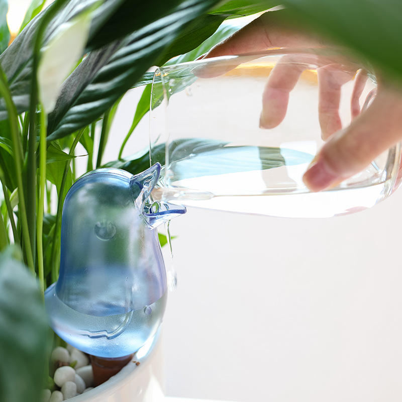 (🔥Last Day Promotion-SAVE 50% OFF) Self Watering Spike Planter Drip Watering Bird (Set Of 4 Pcs)-BUY 2 SETS FREE SHIPPING