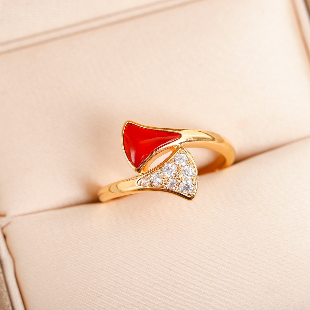 Bulgari Mother of Pearl Diamond Ring