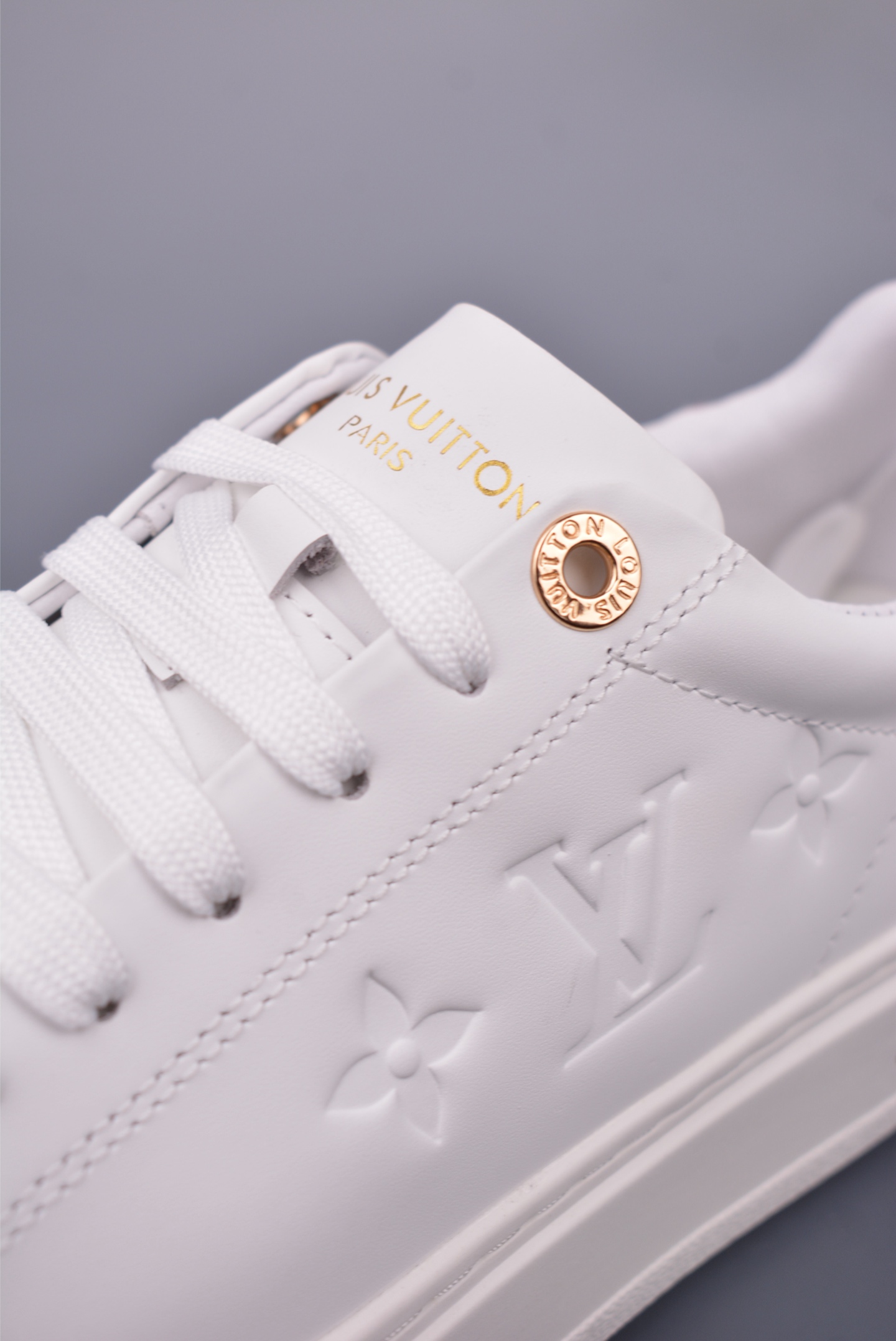 Louis Vuitton LV TIME OUT 