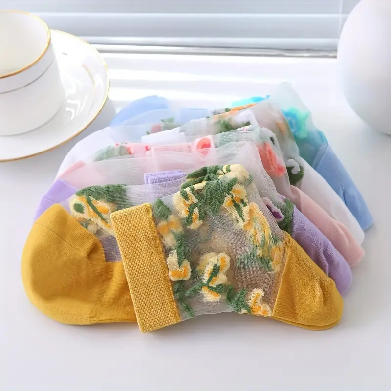 ( Last Day Promotions-50% OFF) 5pairs/Set Floral Embroidery Lace Ankle Socks--Size Fit ALL Ldies and Girls