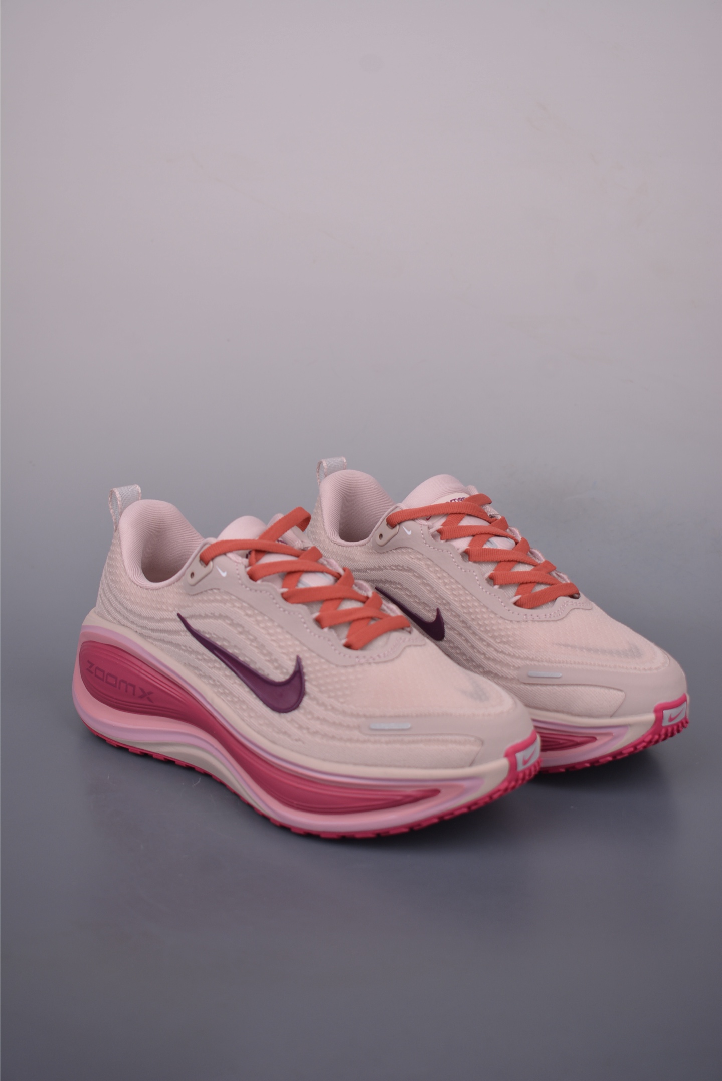 Nike Air Zoom Vomero PLUS 