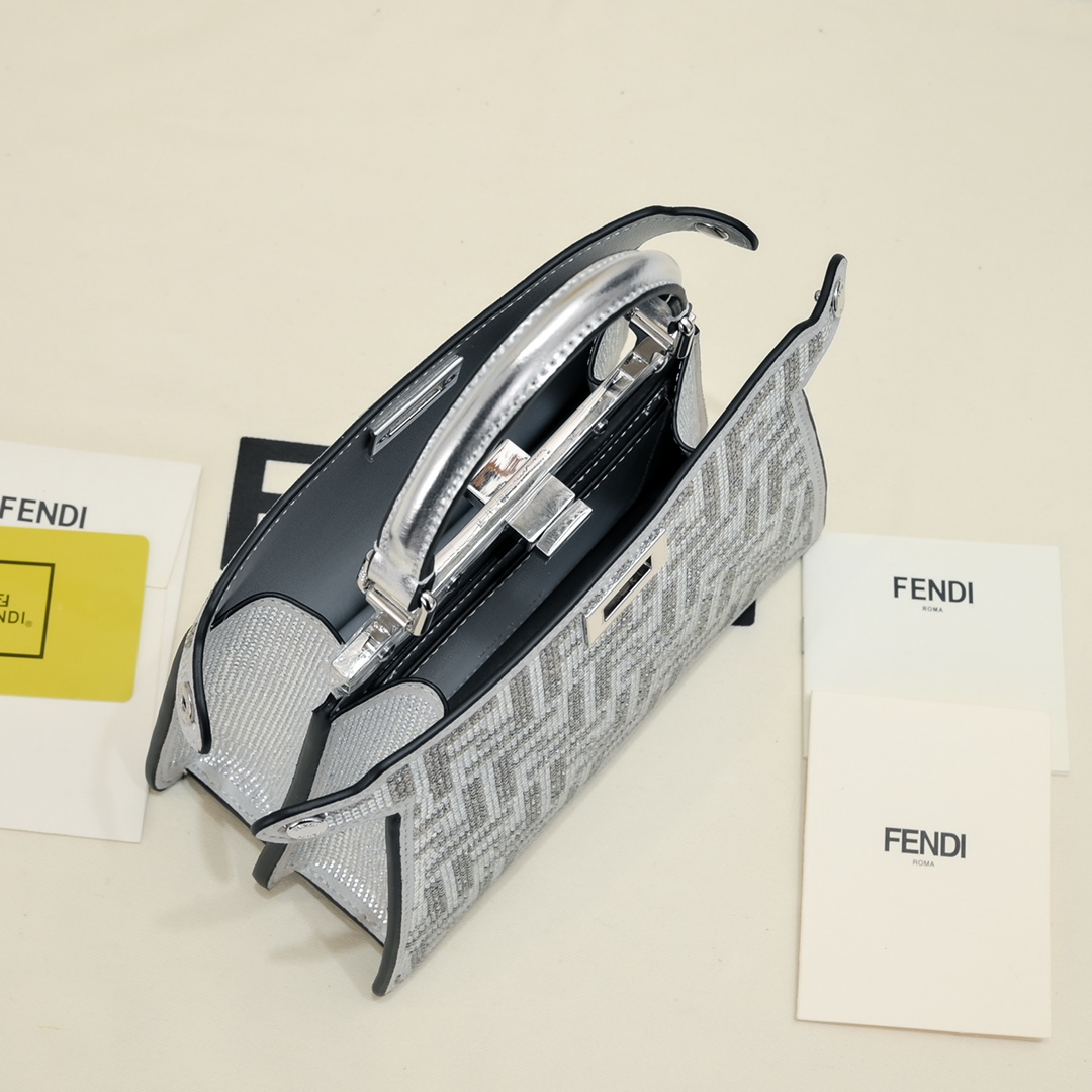 FENDI ekaboo ISeeU tite small kitten bag 7732